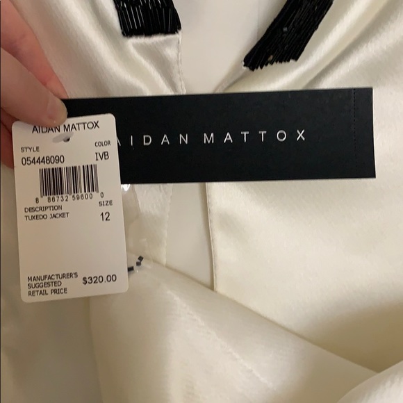 Brand New with tags Faux Tuxedo jacket - Picture 3 of 3